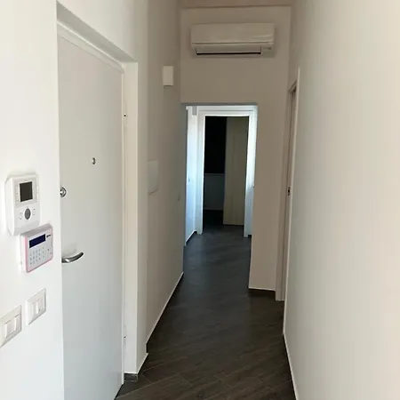 아파트 A Due Passi Da *